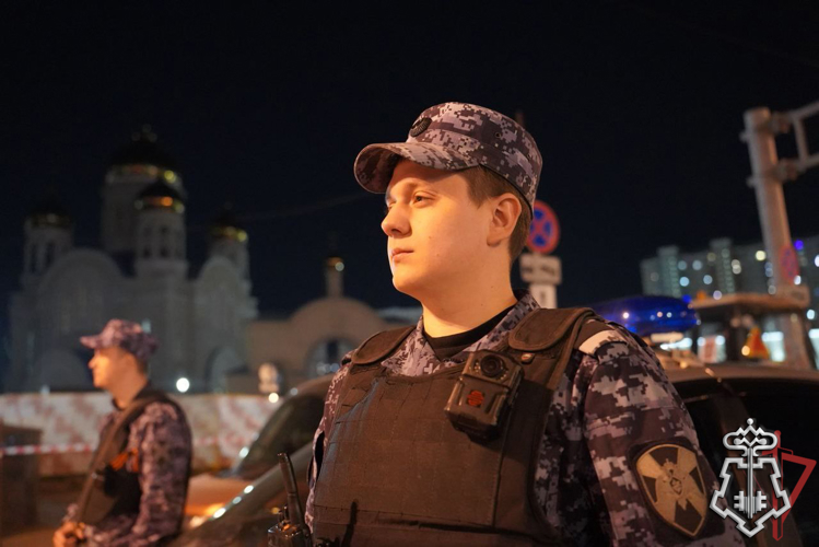 Охрану общественного порядка на мероприятиях, посвящённых Пасхе Христовой обеспечили росгвардейцы в Москве