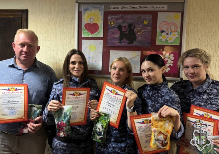 Столичные росгвардейцы организовали детский конкурс рисунков ко Дню семьи, любви и верности