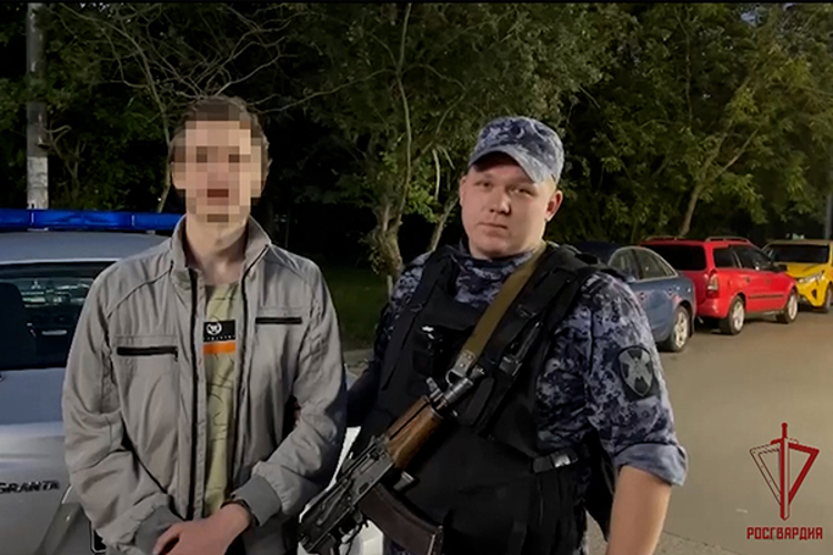 В Москве росгвардейцы задержали мужчину с мефедроном (ВИДЕО)