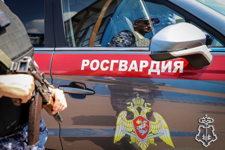 Столичные росгвардейцы задержали разыскиваемого преступника (видео)