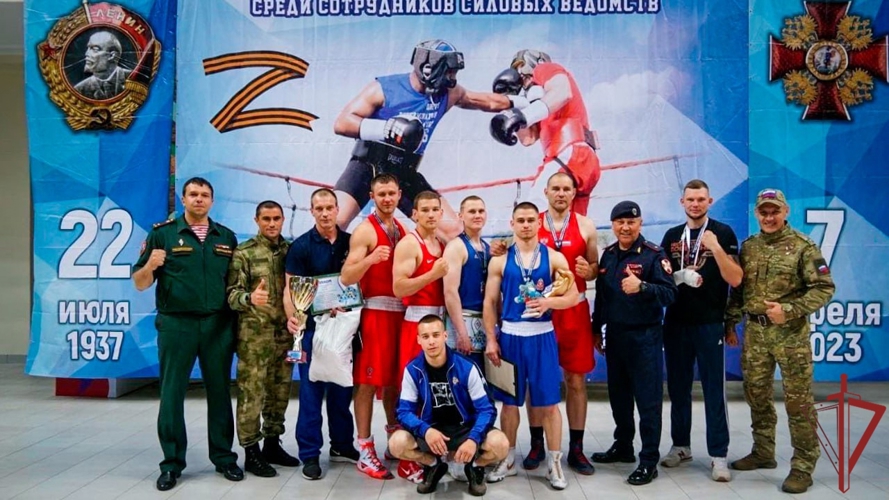 Боксёр из столичного главка Росгвардии тренирует будущих чемпионов