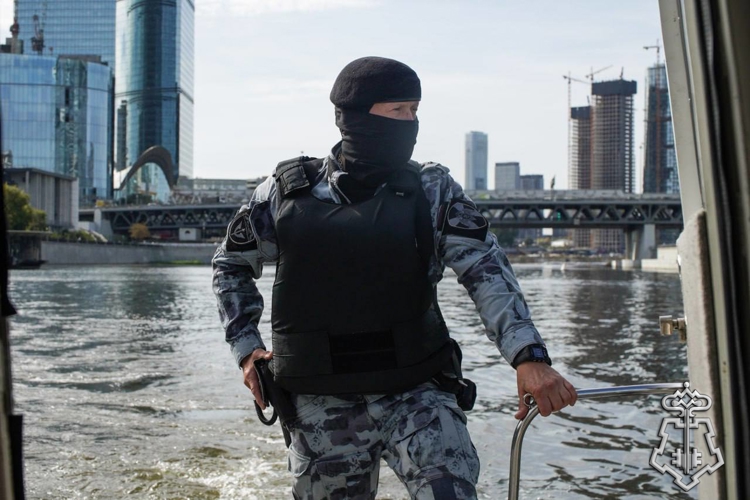 Росгвардия обеспечила безопасность москвичей и гостей столицы в День города