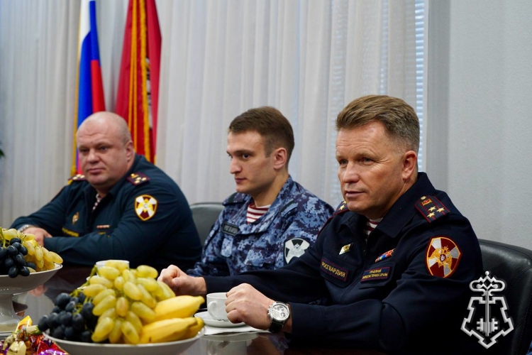 В Управлении вневедомственной охраны Москвы чествовали чемпионов по комплексному единоборству
