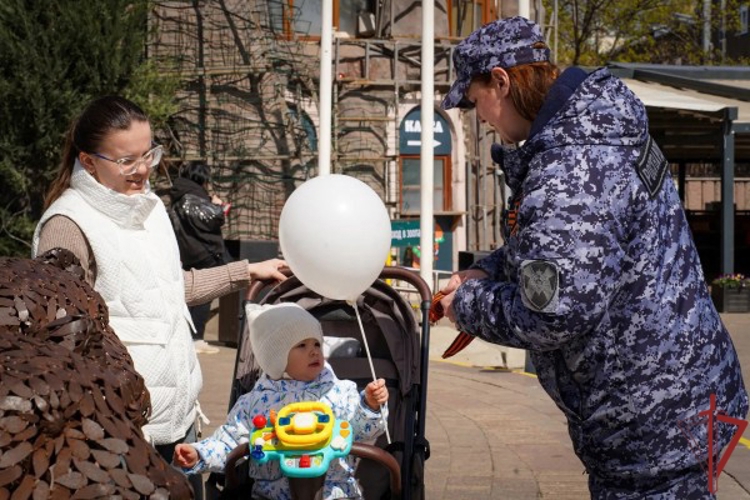 Столичные росгвардейцы приняли участие во Всероссийской акции «Георгиевская ленточка» (видео) 